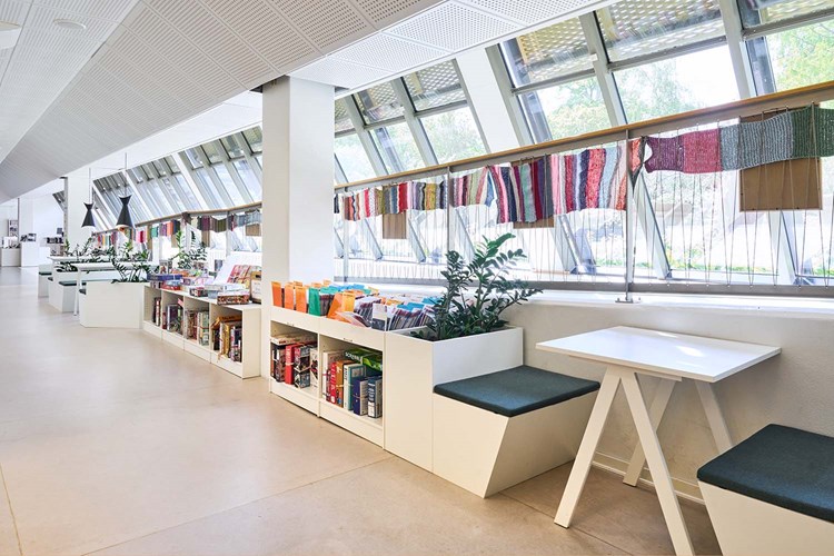 Ishøj Bibliothek, Dänemark